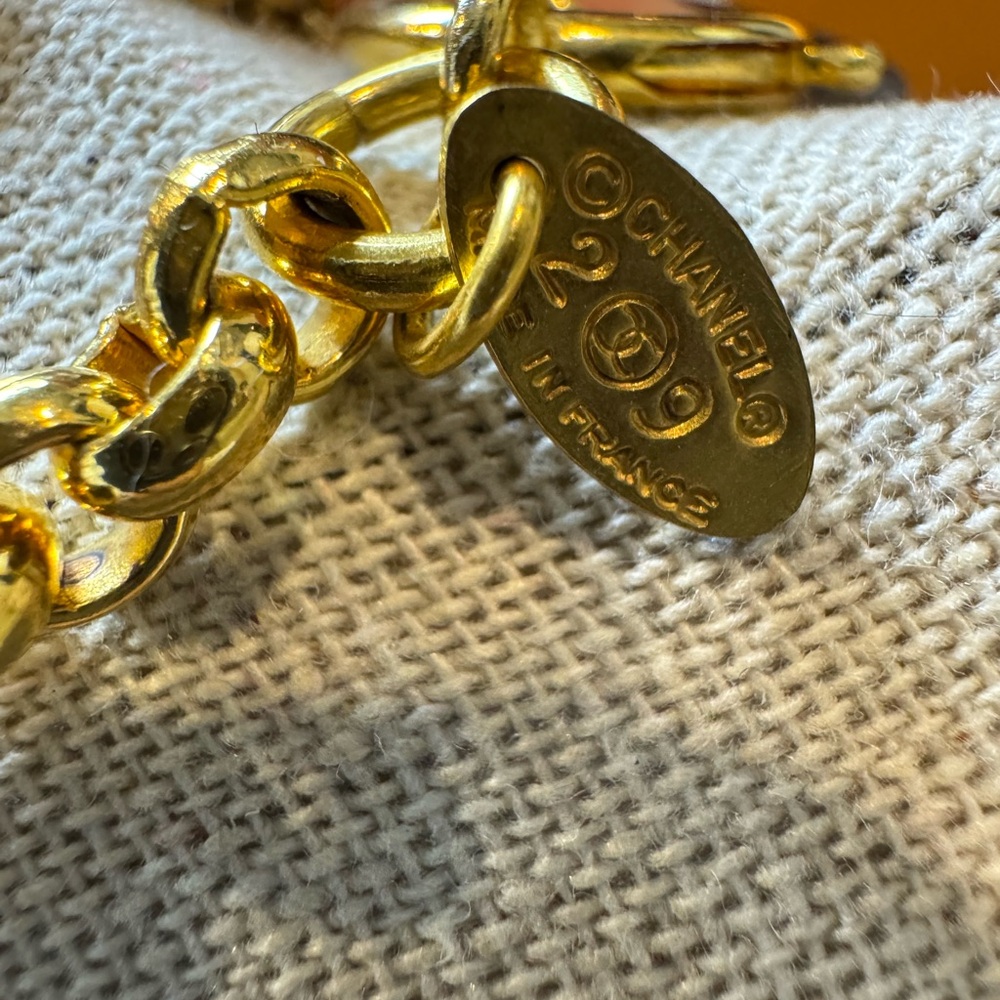 CHANEL Vintage 24k gold plated necklace - Picture 5 of 5